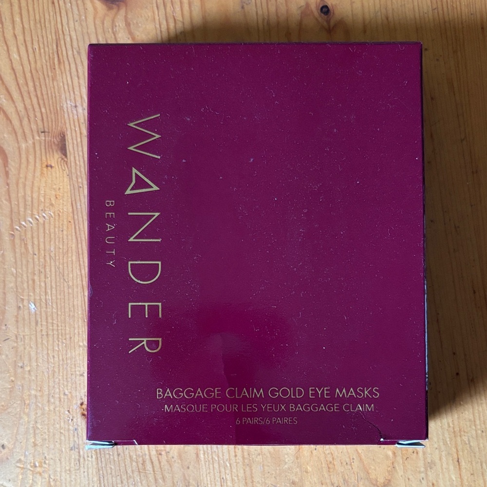 Wander Beauty Burgundy and Gold Eye Masks 6 in pack